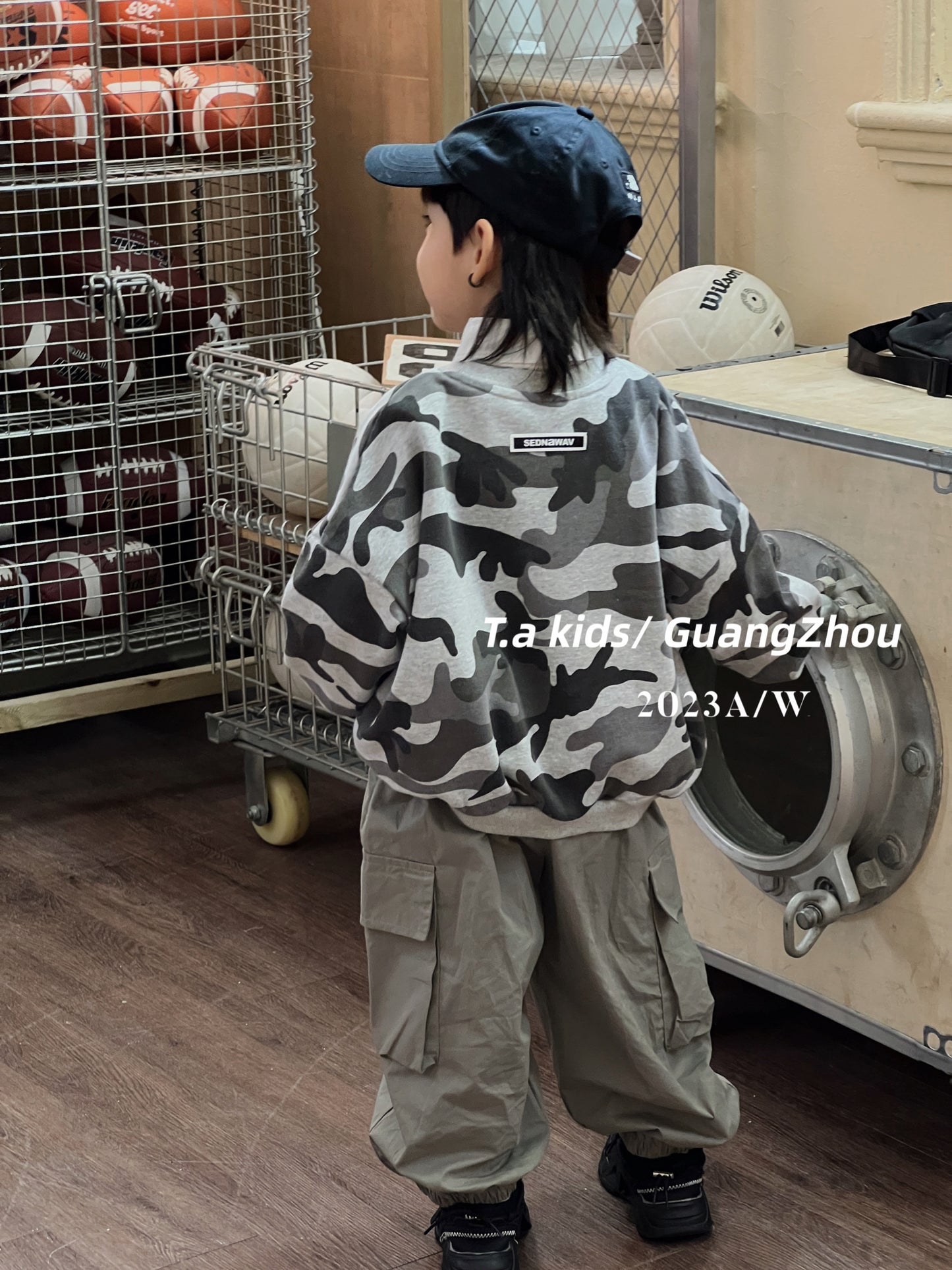【Promesa】Army Sweatshirt