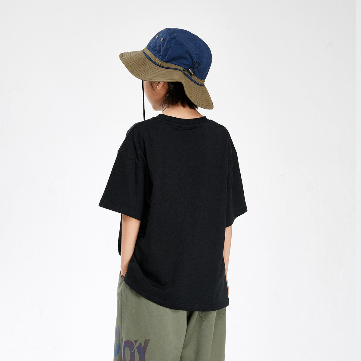 【Promesa】Cat Is Calling with Olive Green Shorts
